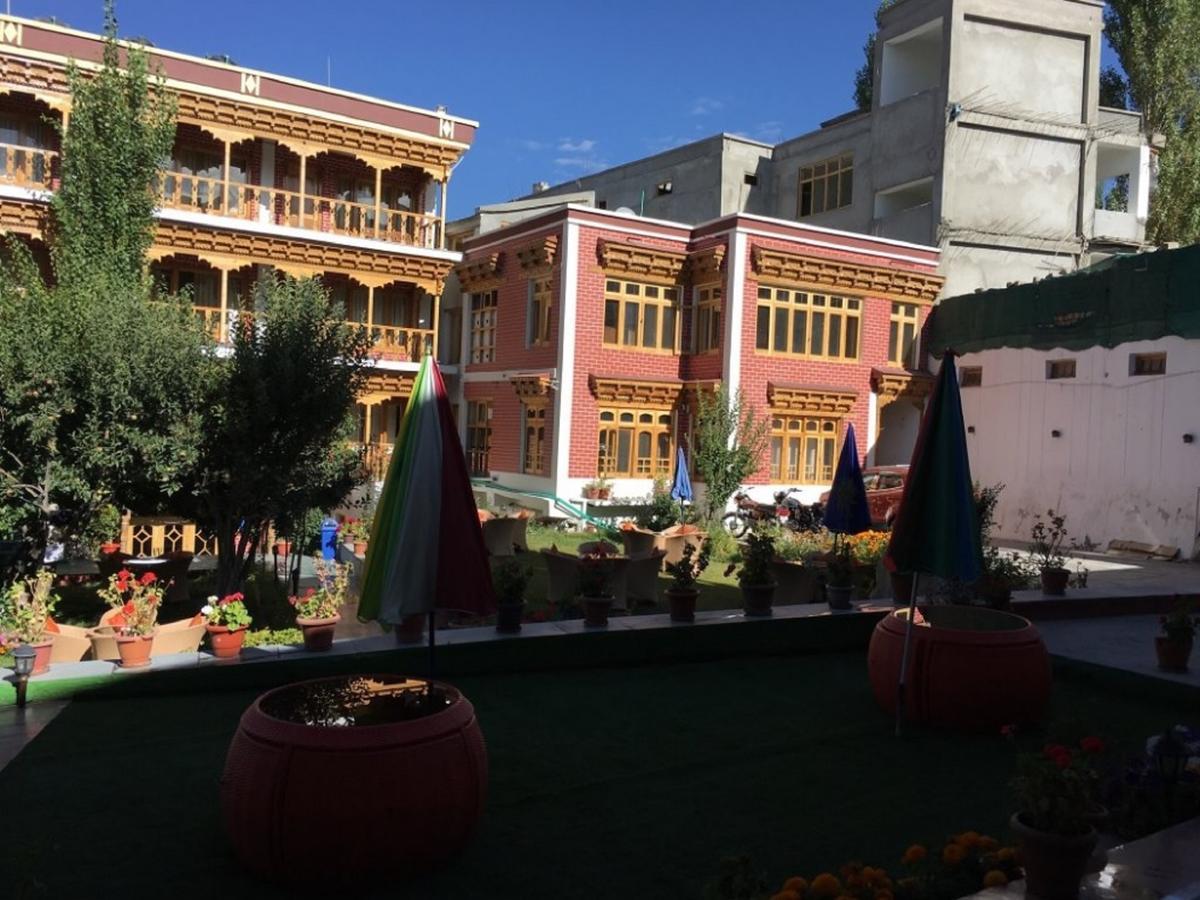 Hotel Royal Palace - Leh Ngoại thất bức ảnh