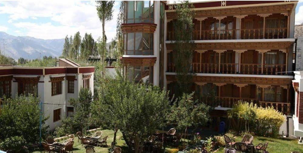 Hotel Royal Palace - Leh Ngoại thất bức ảnh