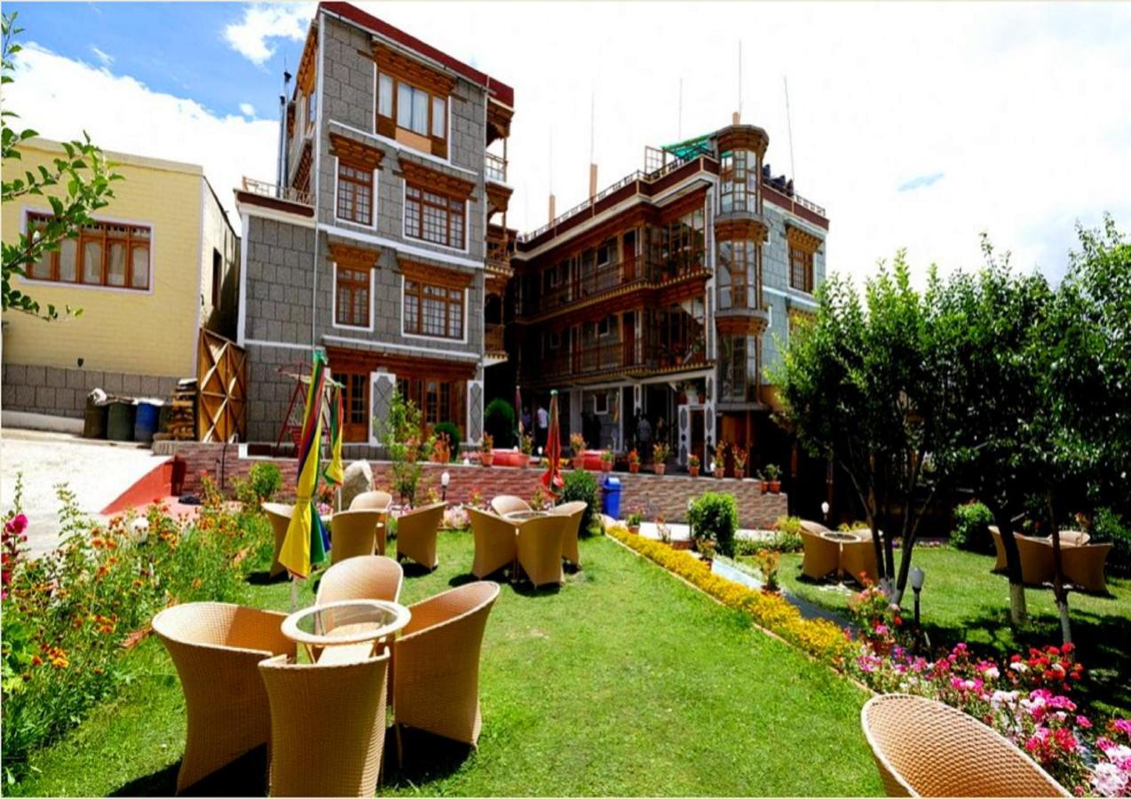 Hotel Royal Palace - Leh Ngoại thất bức ảnh