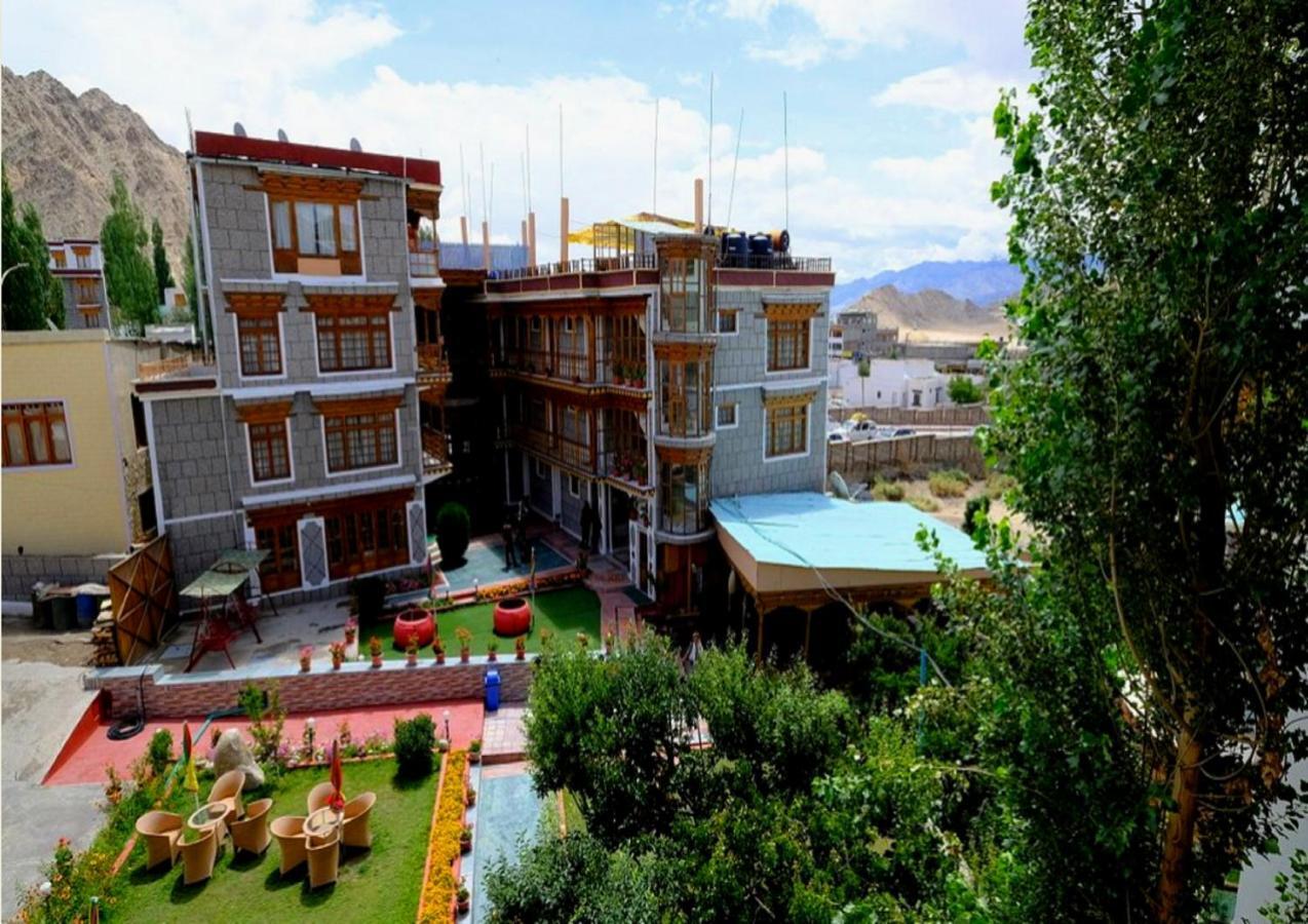 Hotel Royal Palace - Leh Ngoại thất bức ảnh